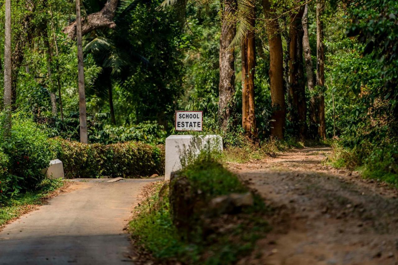 Belvilla The School Estate- Luxury Heritage Home In 200 Acres Madikeri Buitenkant foto